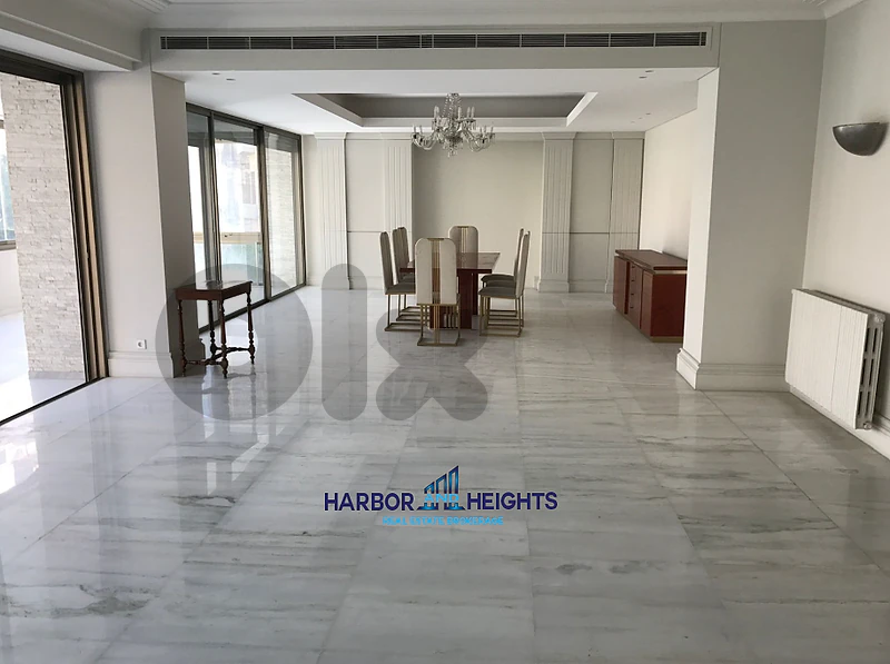 Apartment for Sale in Achrafieh - شقة للبيع في الأشرفية
