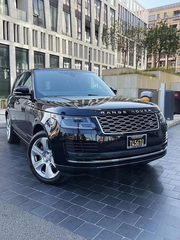 2019 Range Rover Vogue V8 5.0L P525 Dynamic Supercharged /Clean Carfax