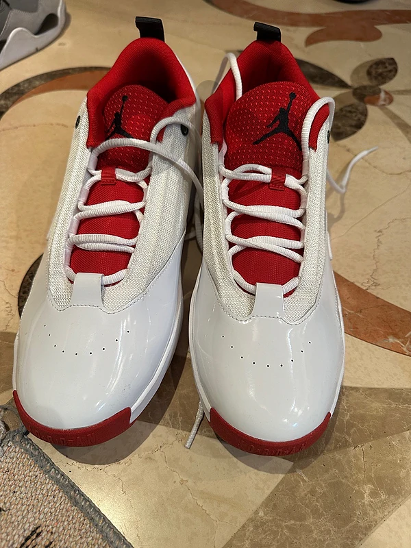 authentic/ originals jordans