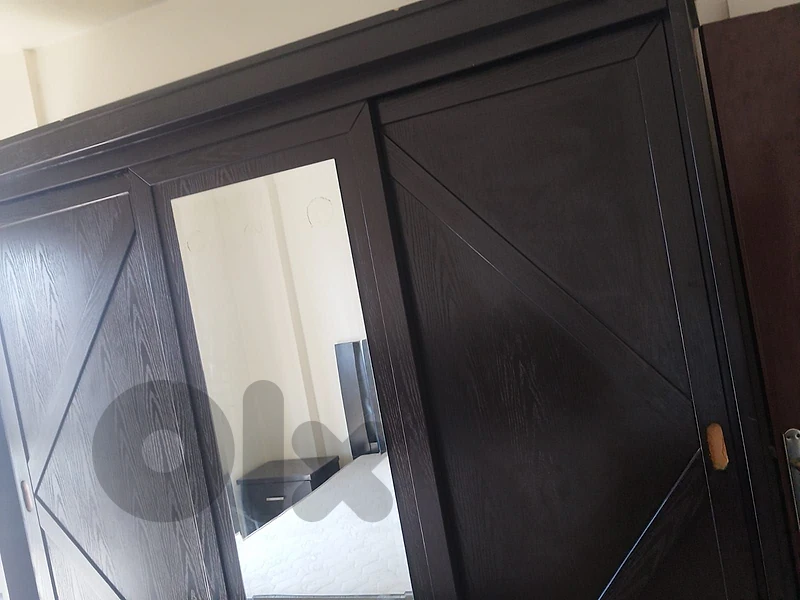 اوضة نوم سحاب كتير نظيفة