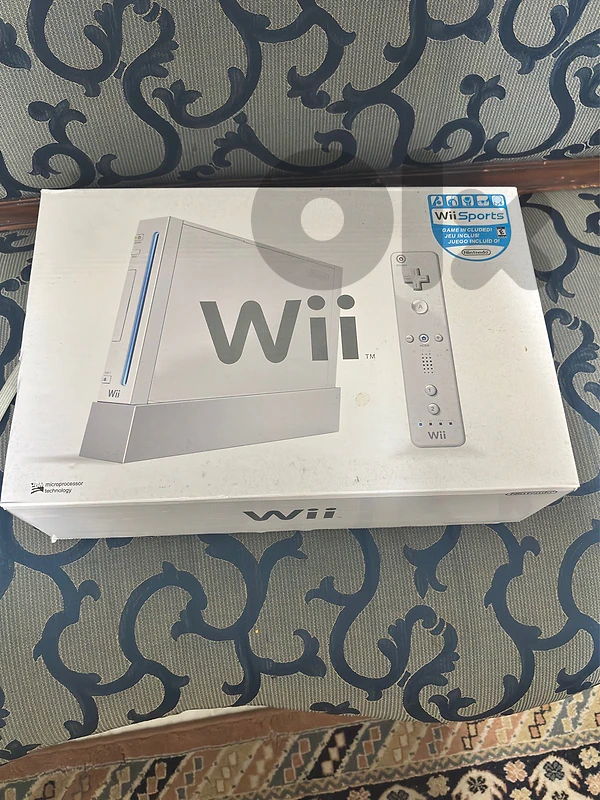Nintendo Wii (Modded SD Card included with wii sports)