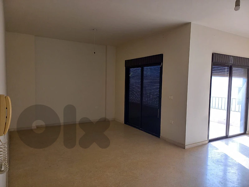 Apartment For Sale in Mazraat Yachouh