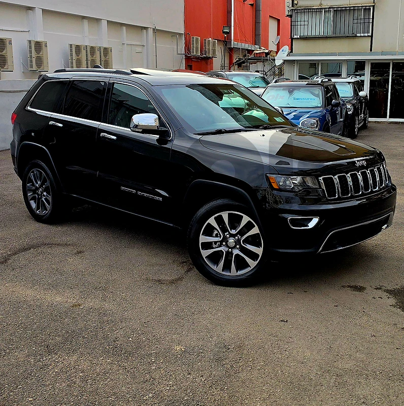 GRAND CHEROKEE LIMITED 68000 MILES 2018 MINT CONDITON