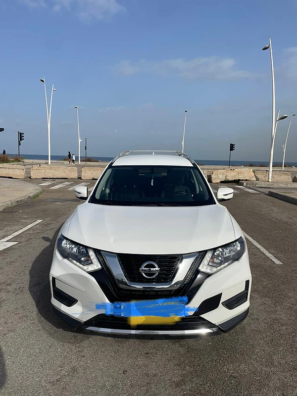 Nissan Rogue 2017, غير مسجل