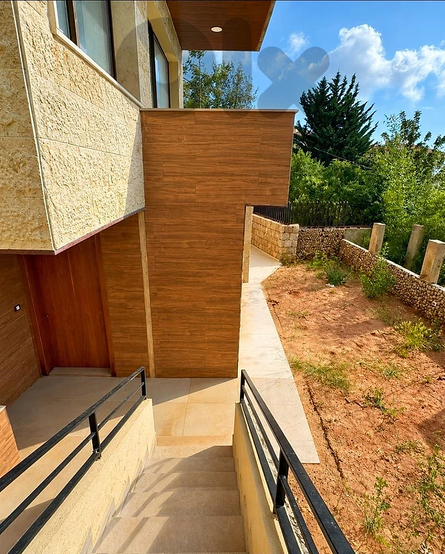 DY2802 - Jouret el Ballout New Apartment with Garden!