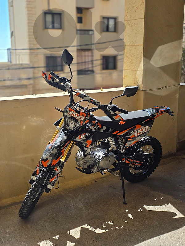 Docker 150cc