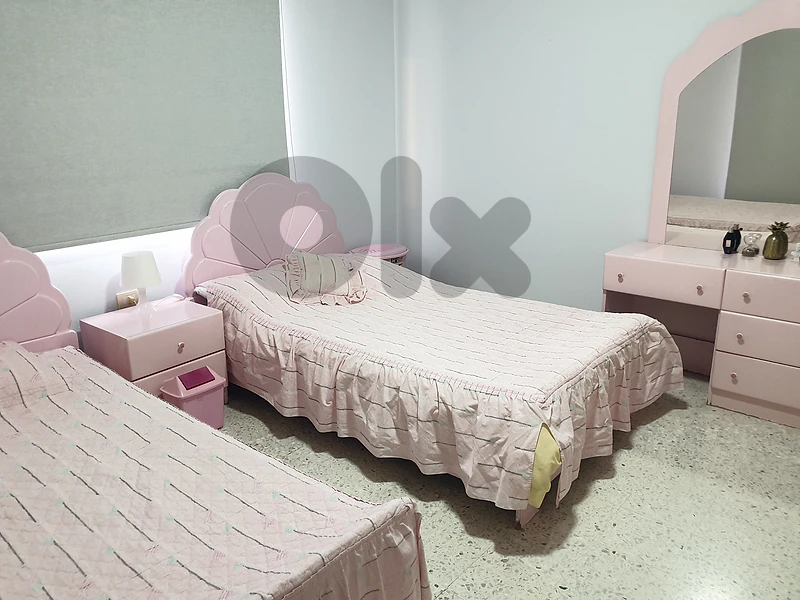 used bedroom