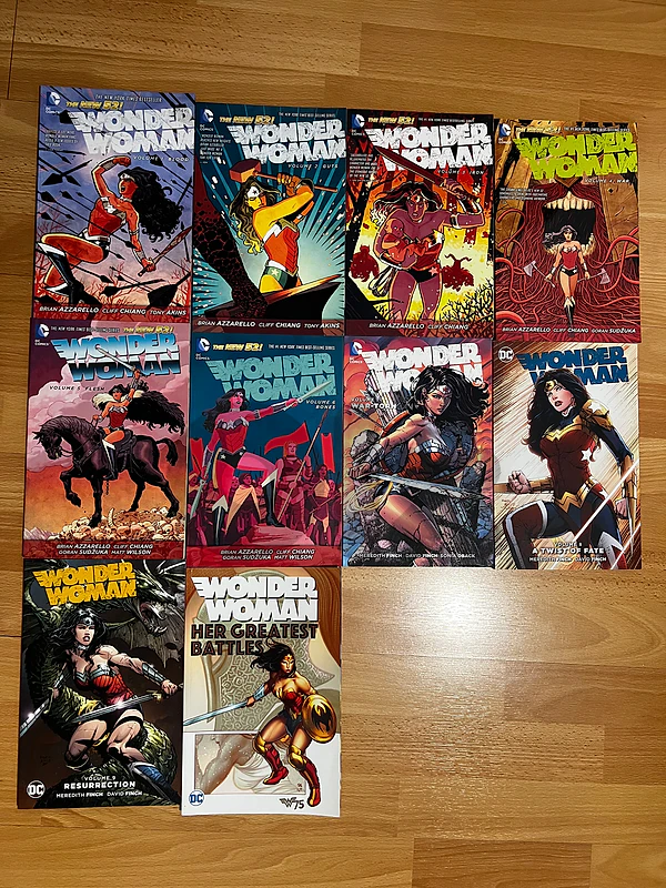 24 Comic Books (DC)