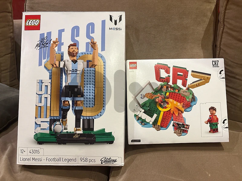 Lego “Messi & Ronaldo” Lego “Messi & Ronaldo”