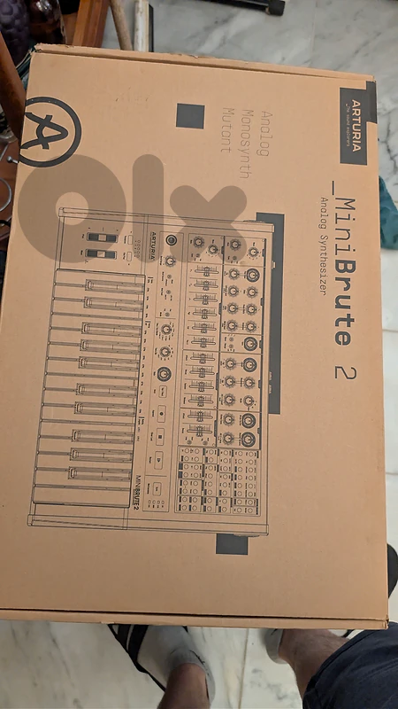 arturia minibrute 2 noir edition