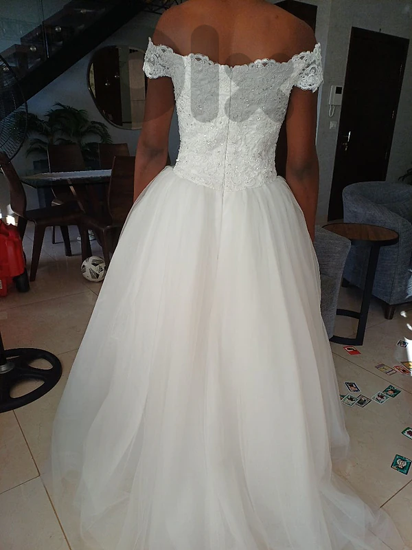 wedding dress