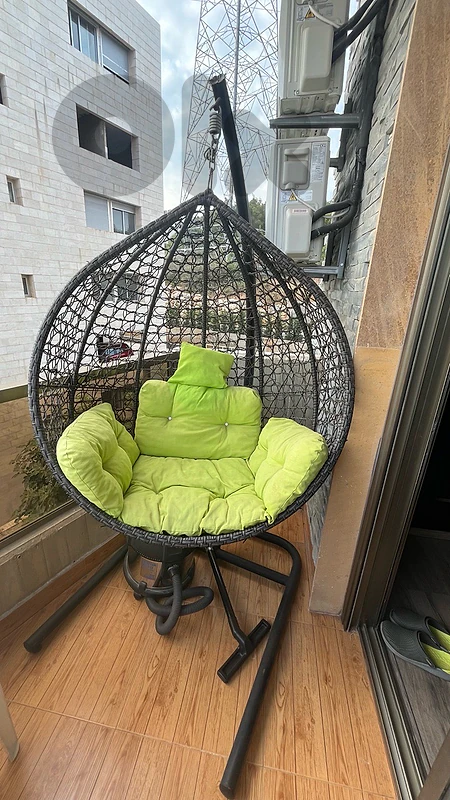 hanging swing