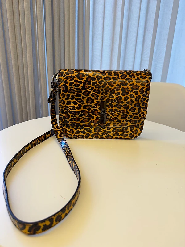leopard patent real leather