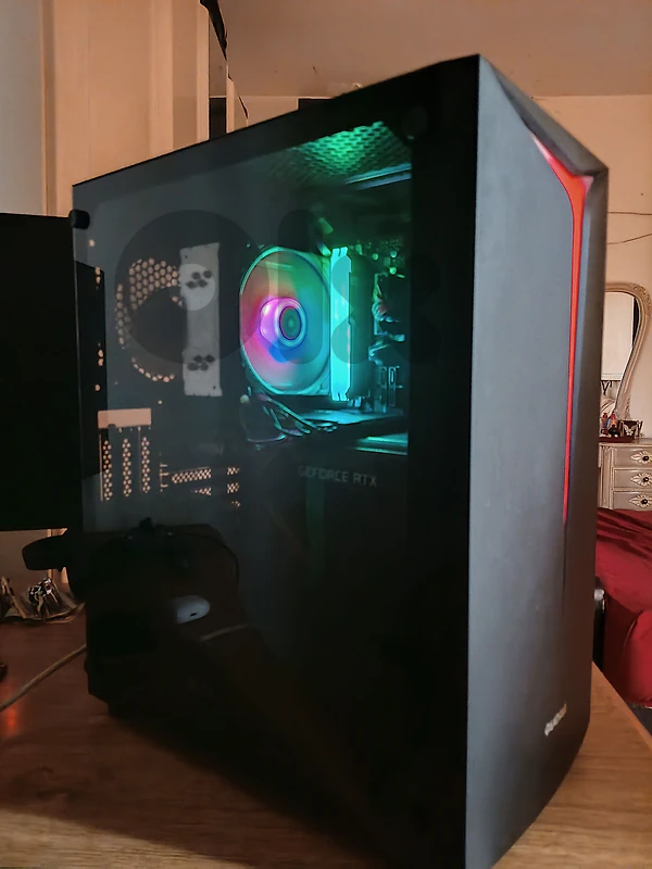 High-Performance 1440p Gaming PC Setup