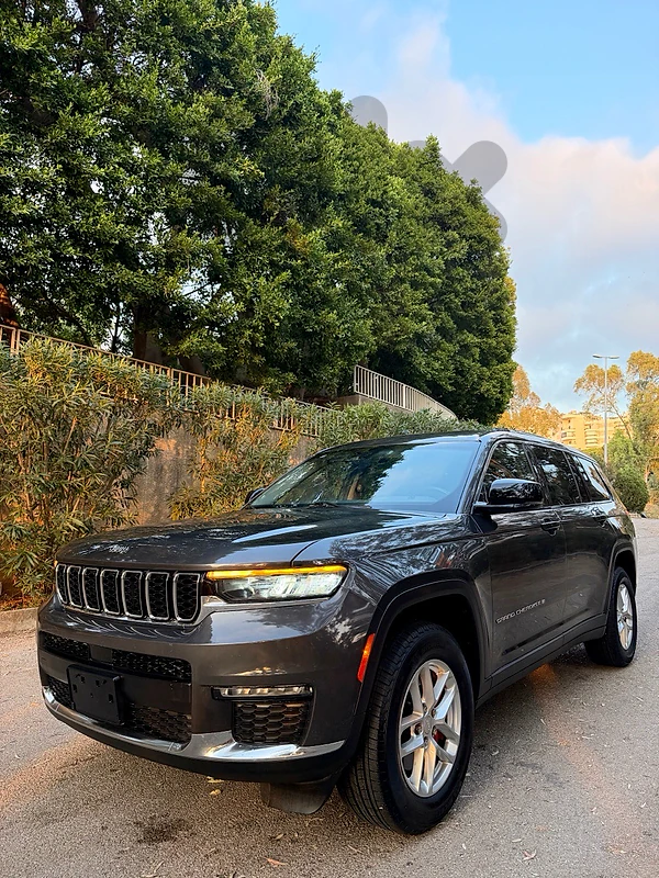 Jeep Grand Cherokee 2022 L-Limited Low Mileage 36000 miles