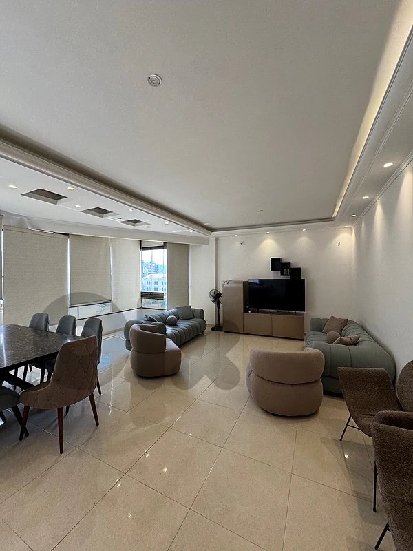 شقة مفروشة في الشياح كنيسة مار مخايل • Apartment for Sale in Chiyah