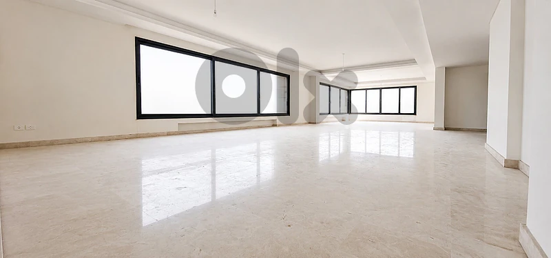 Luxury Apartment for Sale in Ramlet Al Baydaشقة فخمة للبيع