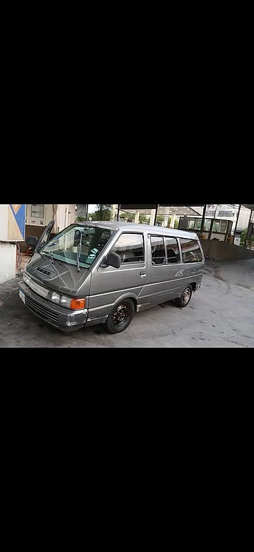 Nissan 1989