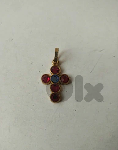 Vintage cross pendant (red) - Not Negotiable
