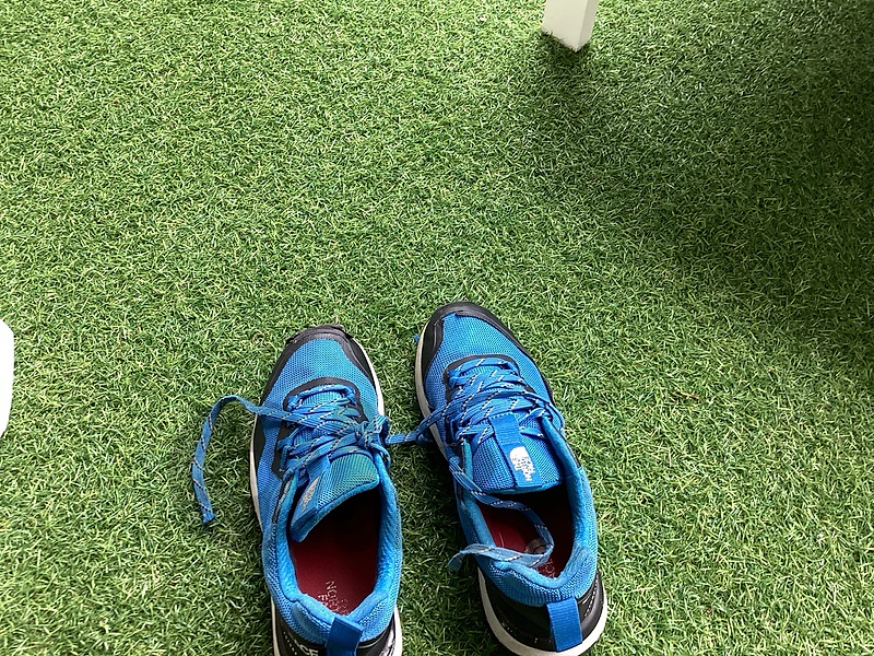 hiking shoes size 38