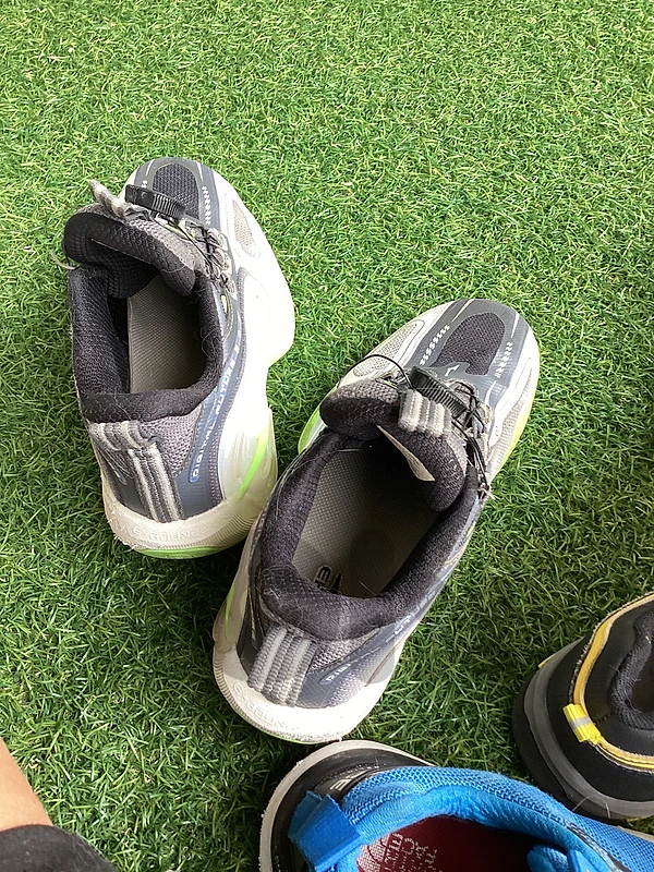 camping shoes size 37