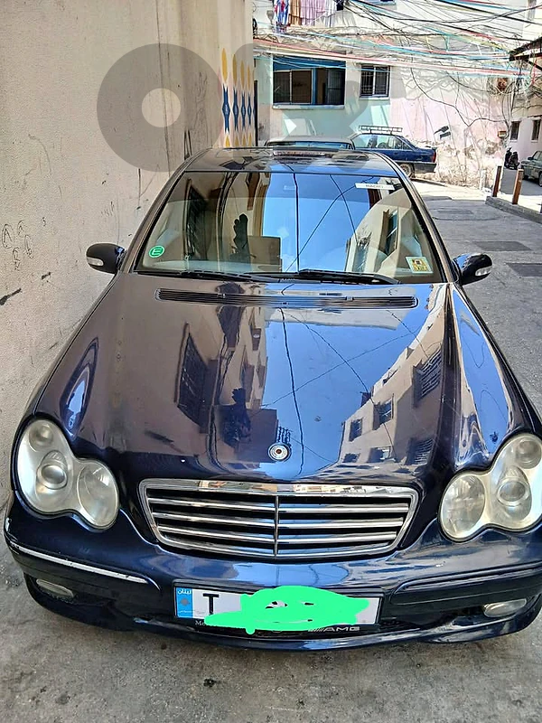 Mercedes-Benz C-Class 2005