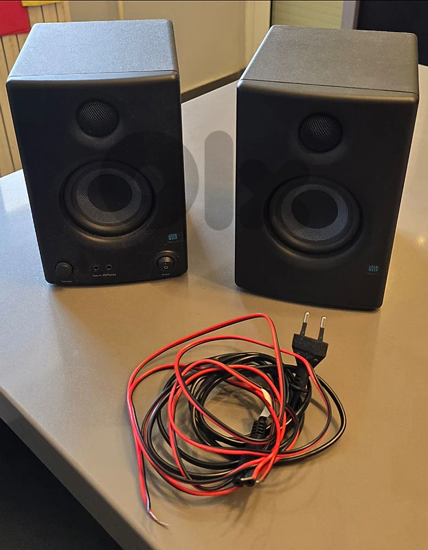 Presonus 3.5 in monitors