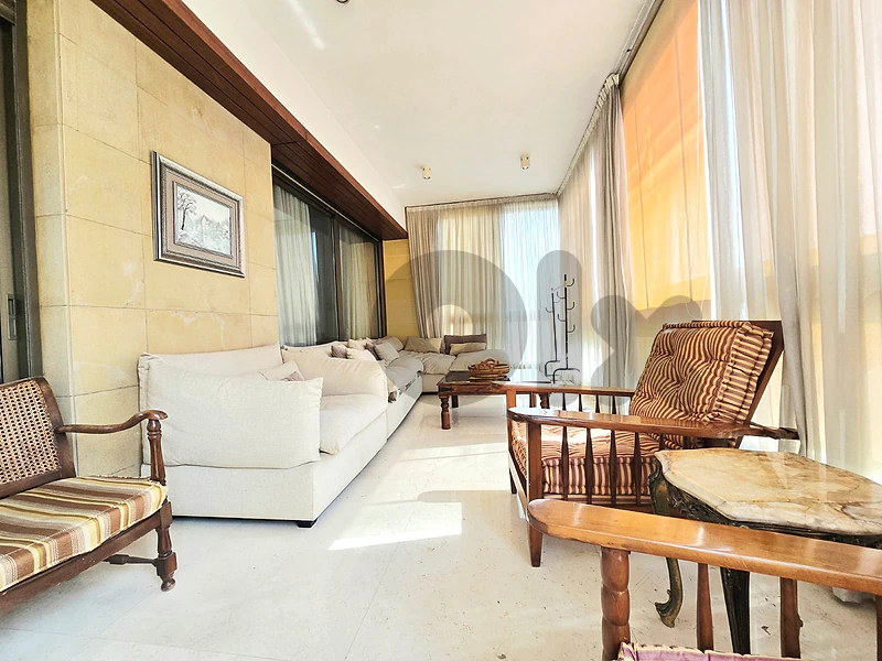 RA26-5232 Fully Furnished Apartment 300 m for Rent – Tallet El Khayyat