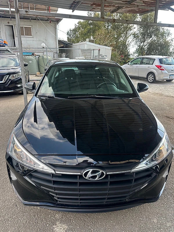 Hyundai Elantra 2019