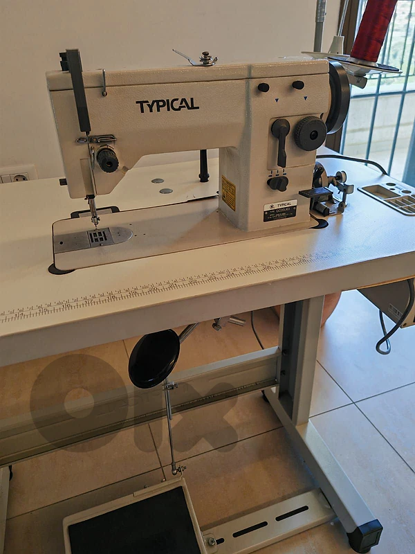 Industrial Embroidery and Sewing Machine Industrial Embroidery and Sewing Machine
