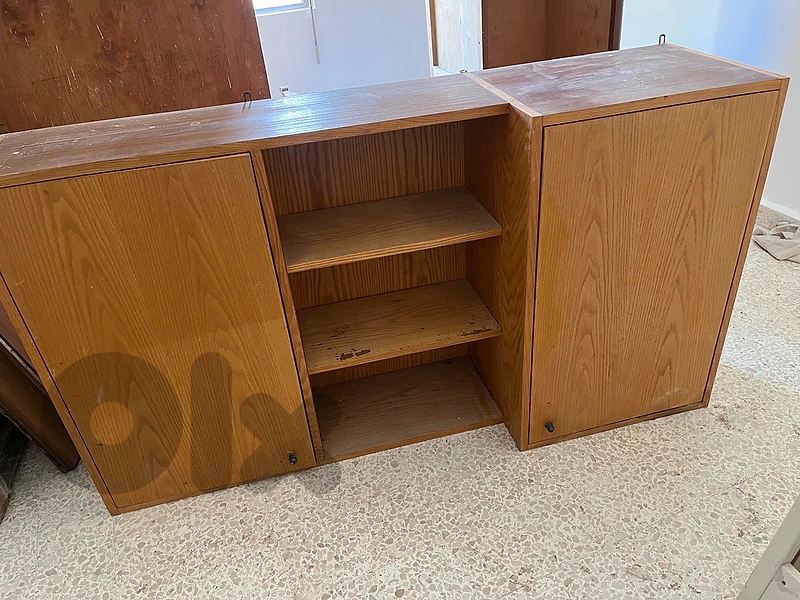 bookshelf