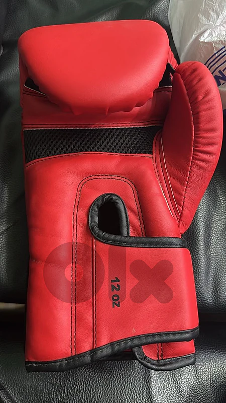 boxing gloves like new brand
