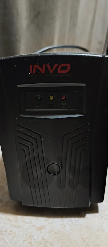 ups 850vA