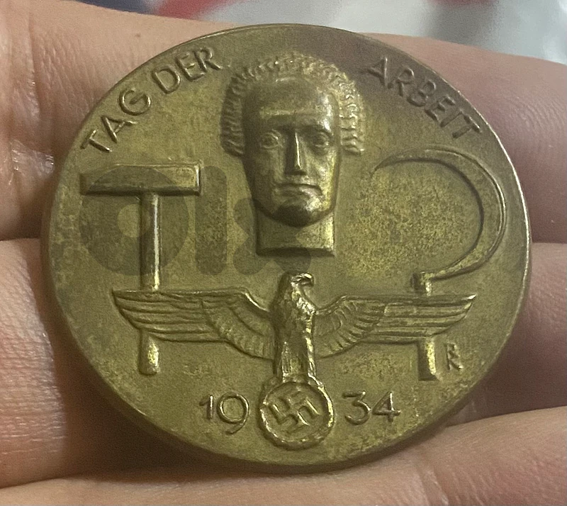 Nazi medal وسام ميدالية نازي الماني سنة ١٩٣٤
