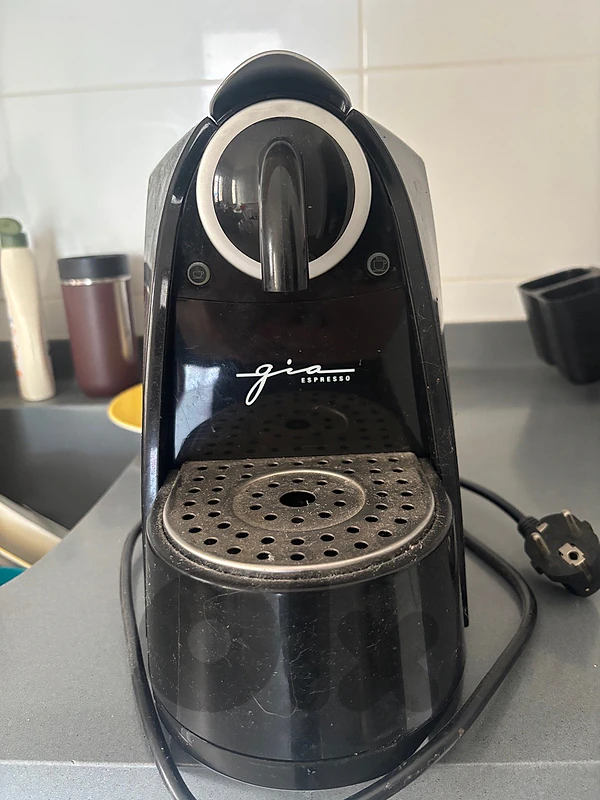 Espresso coffee machine