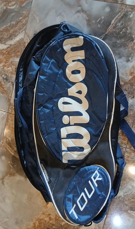 Negotiable Wilson tennis bag for sale