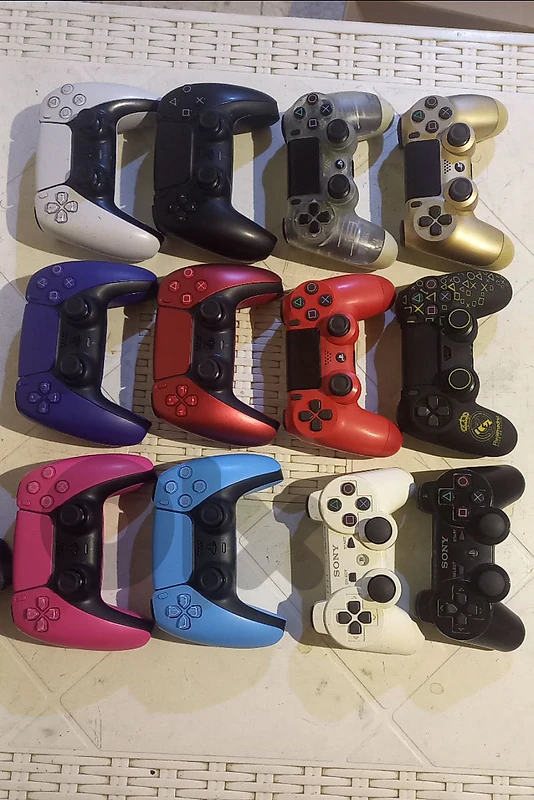 ps3 ps4 ps5 controller original like new