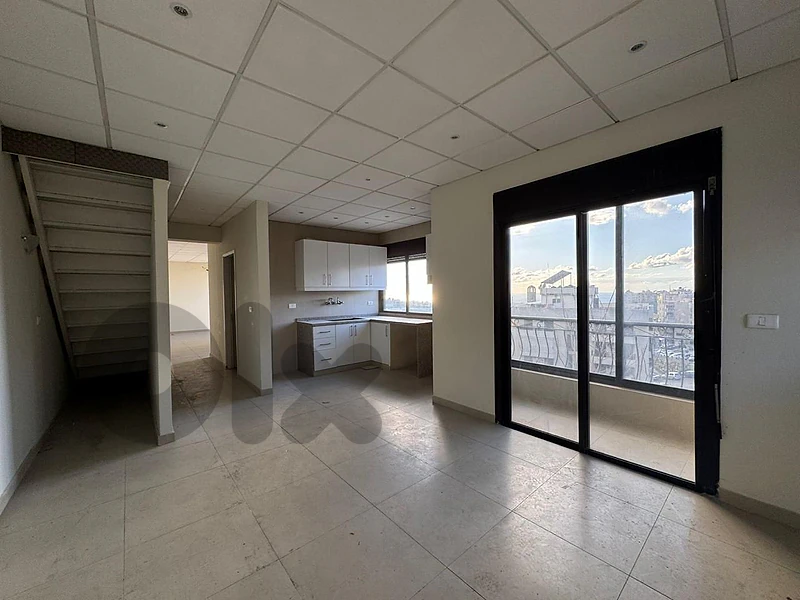 Spacious Penthouse with Open City View in Mansourieh