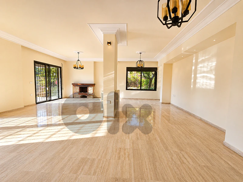 Mtayleb unfurnished  Apartment with terrace for rentشقة غير مفروشة مع