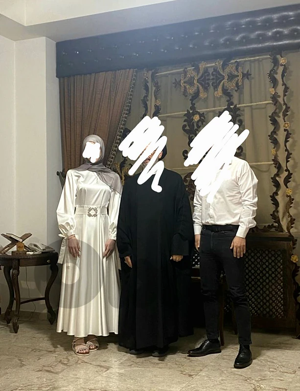 فستان خطبة/كتب كتاب للبيع