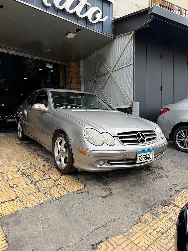 Mercedes-Benz CLK-Class 2005 nadafit chmelak mawjoudeh bel dekweneh