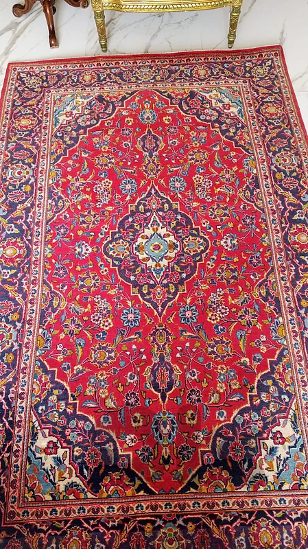 سجادة فارسية يدوية كلاسيك لون أحمر ملكي