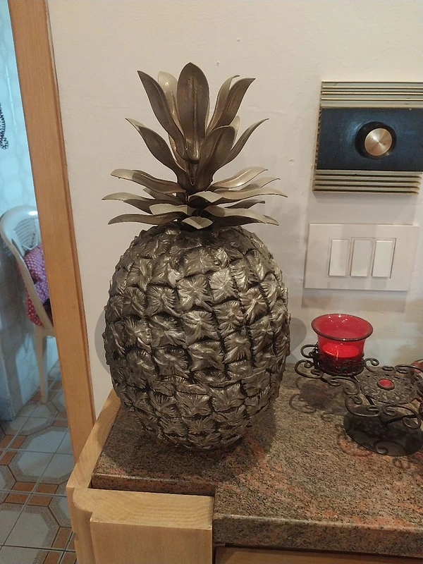 Antique & Vintage pineapple ice bucket