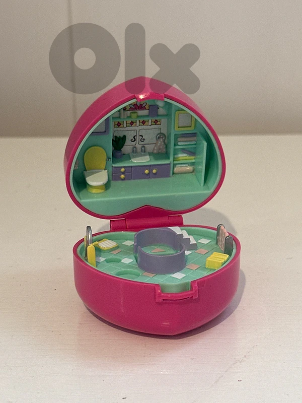 Vintage 1991 Polly Pocket Bathtime