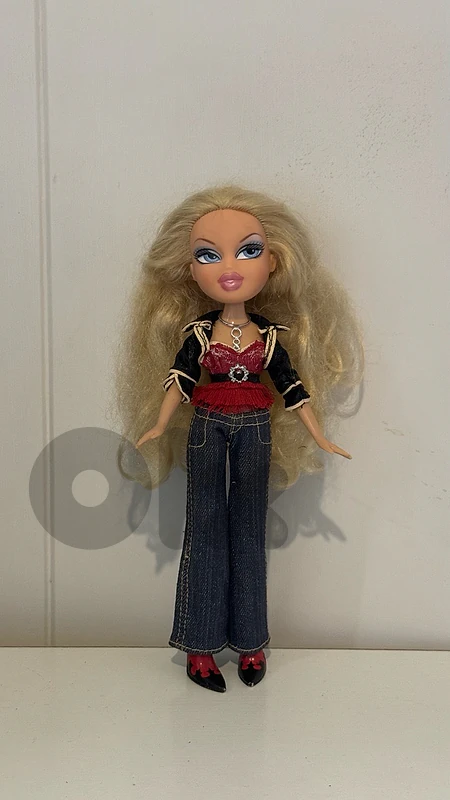 BRATZ COWGIRLZ COWGIRLS CLOE BLONDE