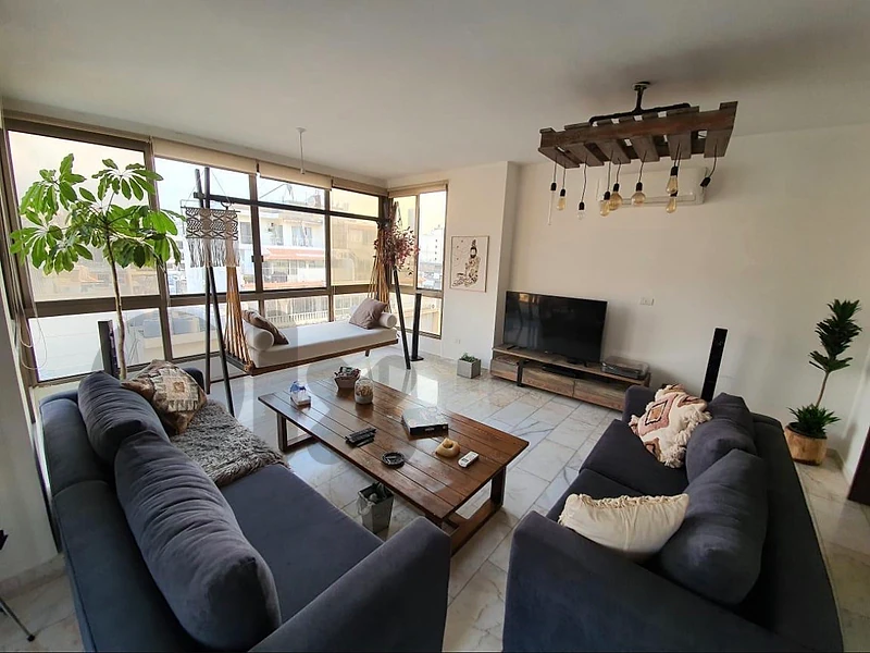 Furnished apartment for sale in Barbour | شقة مفروشة للبيع في بربور
