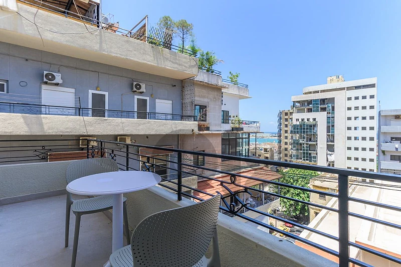1br apartment in Mar Mkhayel- Gemayzeh