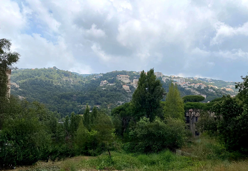 Apartment for sale in Baabdat/ Garden/New/ View