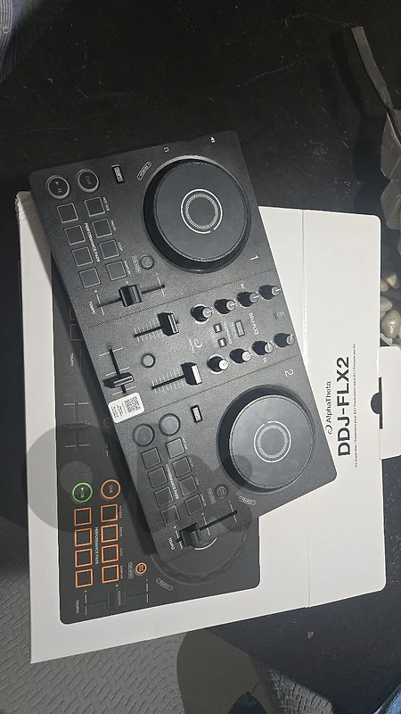 Pioneer FLX2 Mixer