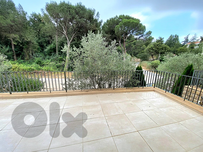 Apartment for sale in Baabdat/ Garden